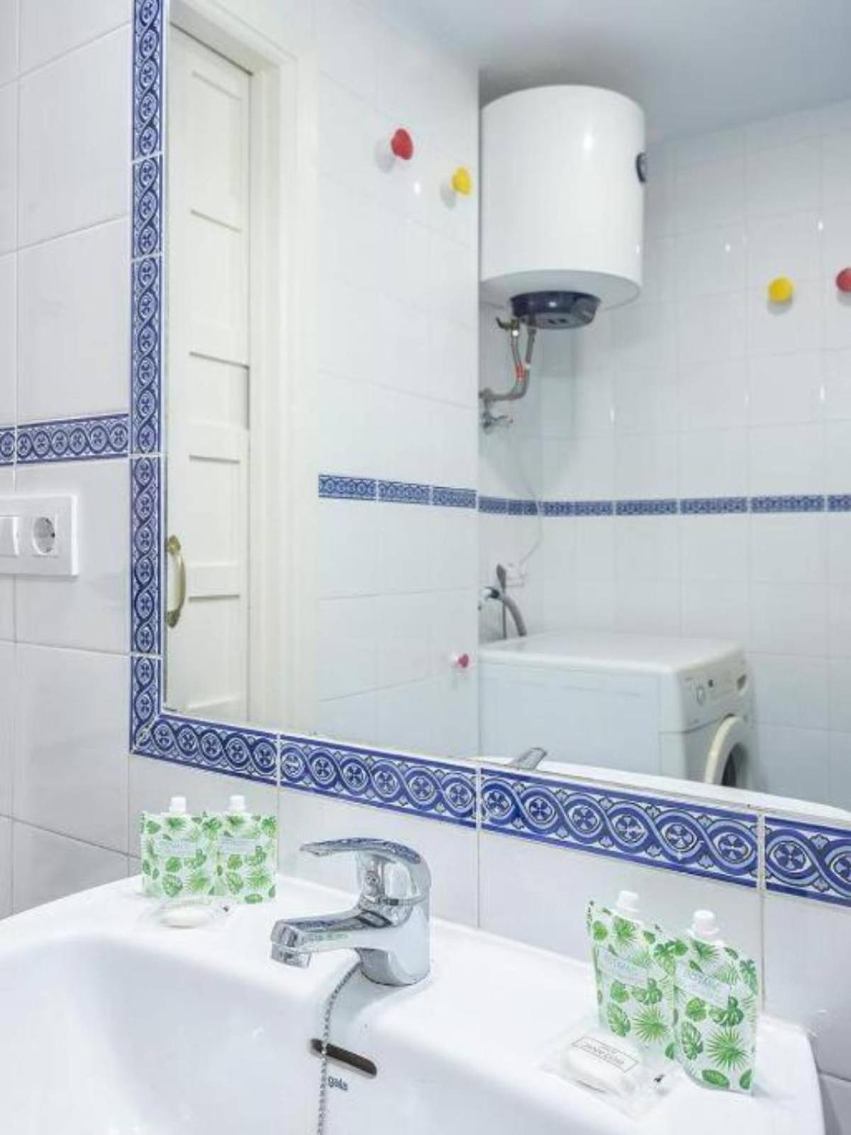 Moderno Apartamento Cerca A Plaza Espana Sevilla Kültér fotó
